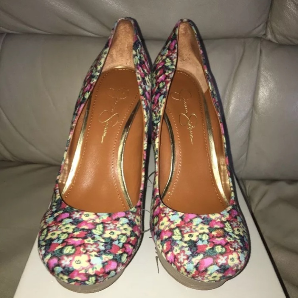 Jessica Simpson Floral stilettos size9.5